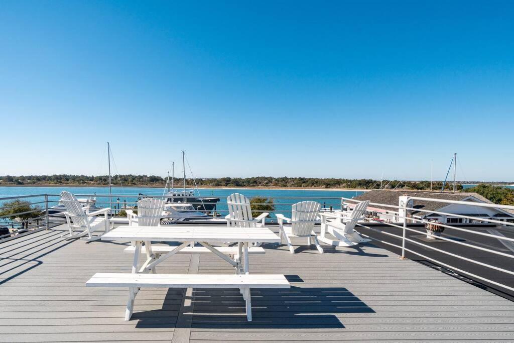 Why Knot Getaway...Rooftop With Waterview! Unit D Beaufort Bagian luar foto