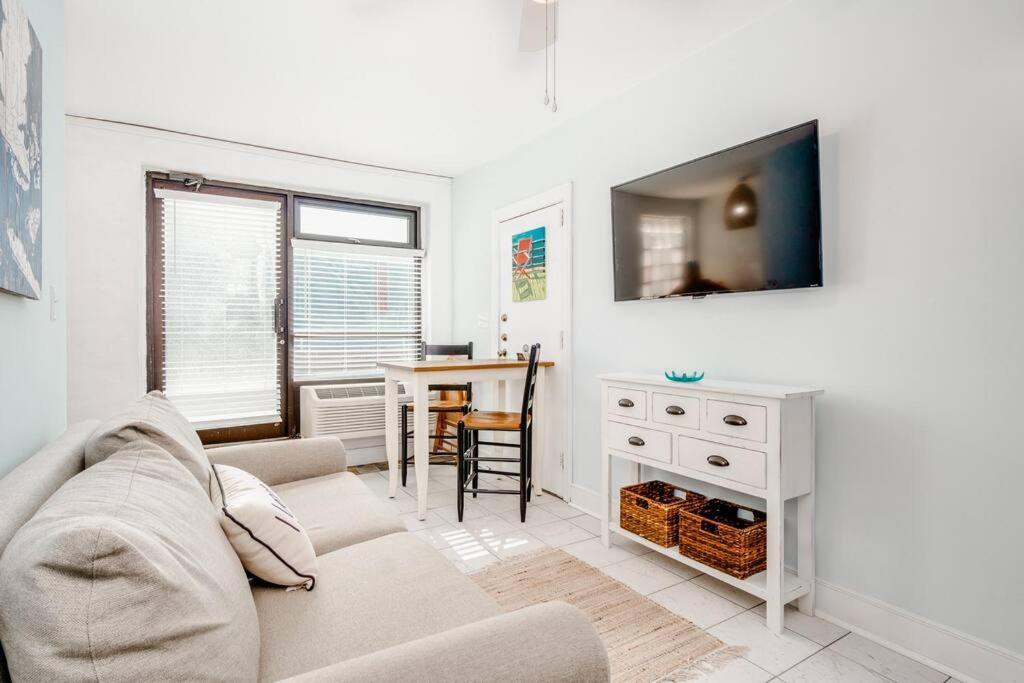 Why Knot Getaway...Rooftop With Waterview! Unit D Beaufort Bagian luar foto